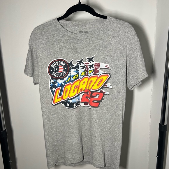 Joey Logano NASCAR Tee Mens Size S - Picture 2 of 3
